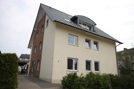 Lage-Waddenhausen: Mehrfamilienhaus